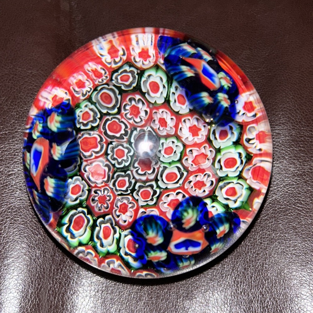Glass paperweight